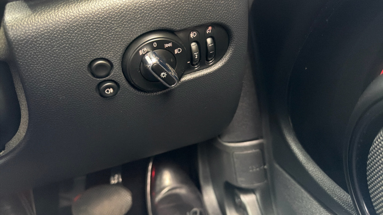 MINI Cooper 2.0 S Classic 3dr Auto Petrol Hatchback